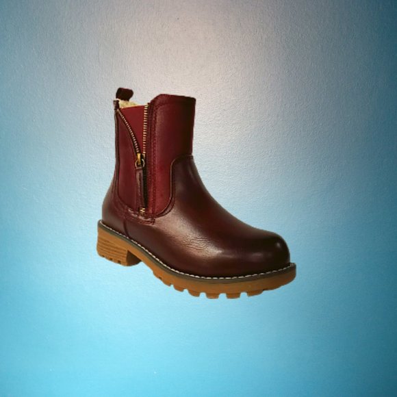 Chelsea Faux Fur Lined Slip on Fashion Booties - Picture 1 of 4